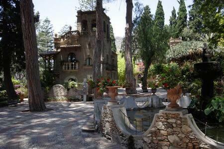 Luxury Apartment Federica N 1 Centro Storico Di Taormina Bagian luar foto